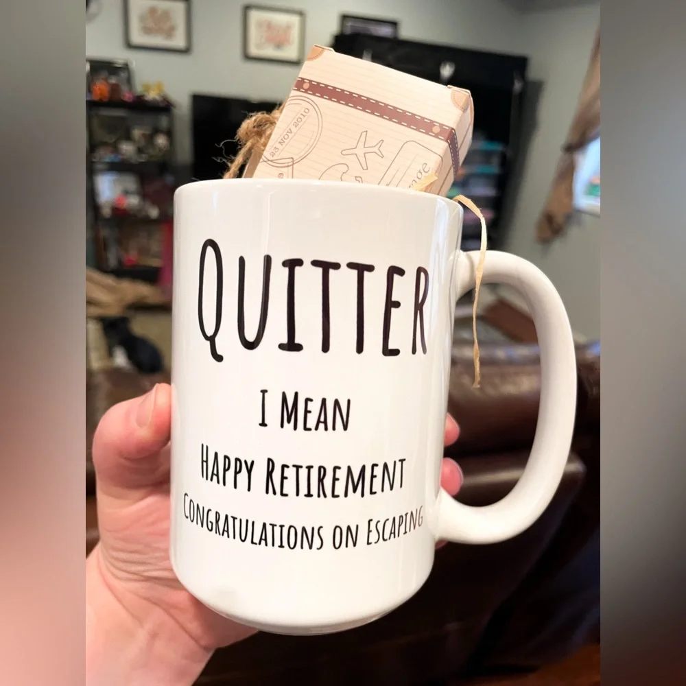 Funny Retirement Gift Mug with Gift Bag and Novelty Gift Box - NWOT - Picture 1 of 9